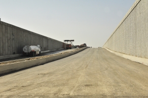 Tunelled road junction at the intersection of Ziya Bunyadov Avenue and Boyukshor street